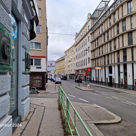 Vienna Apart Hotel Gumpendorfer Strasse Екстериор снимка